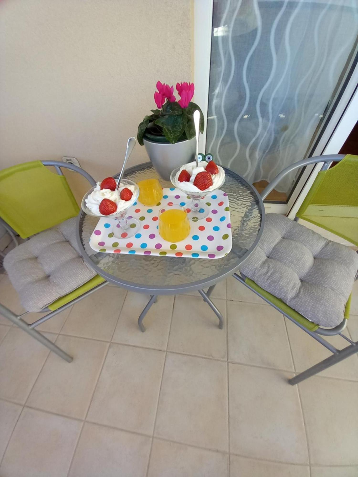 Apartment Harmony - Pleasant And Comfortable Place With A Balcony And A Secured Garage 스플리트 외부 사진
