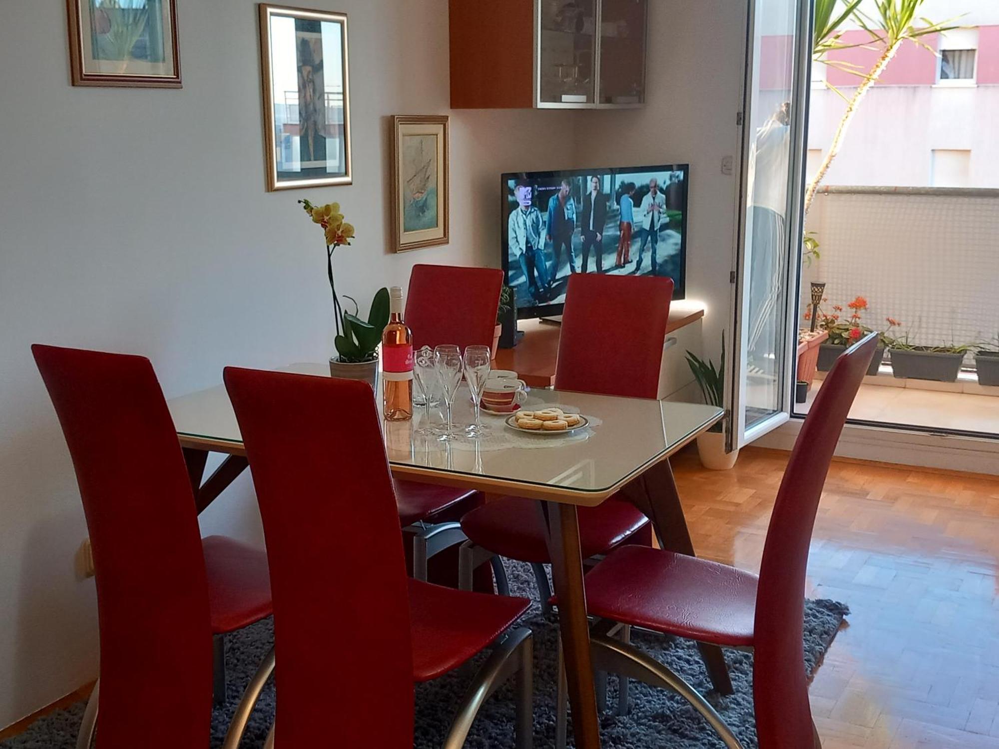 Apartment Harmony - Pleasant And Comfortable Place With A Balcony And A Secured Garage 스플리트 외부 사진